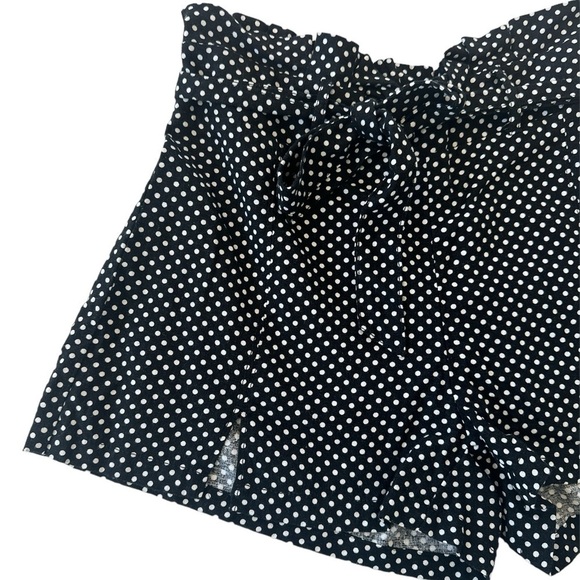 Rewash Linen Polkadot High Waisted Paperbag Shorts - Picture 2 of 8